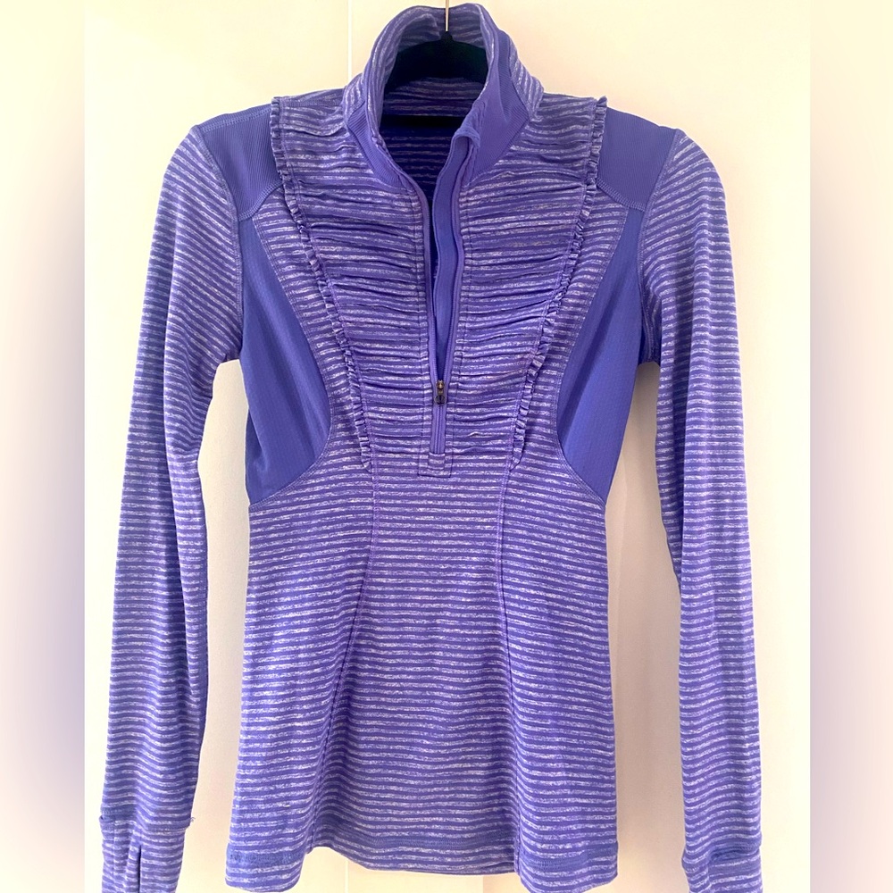 Lululemon Run Your Heart Out striped quarter zip top. Size 2.